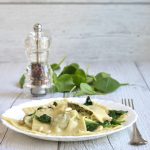 Ravioli ricotta ( di soia) e spinaci